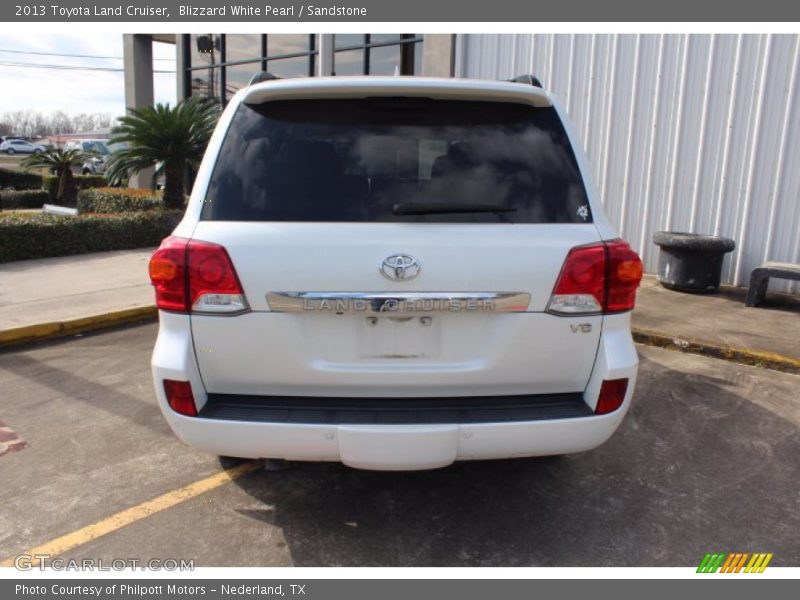 Blizzard White Pearl / Sandstone 2013 Toyota Land Cruiser
