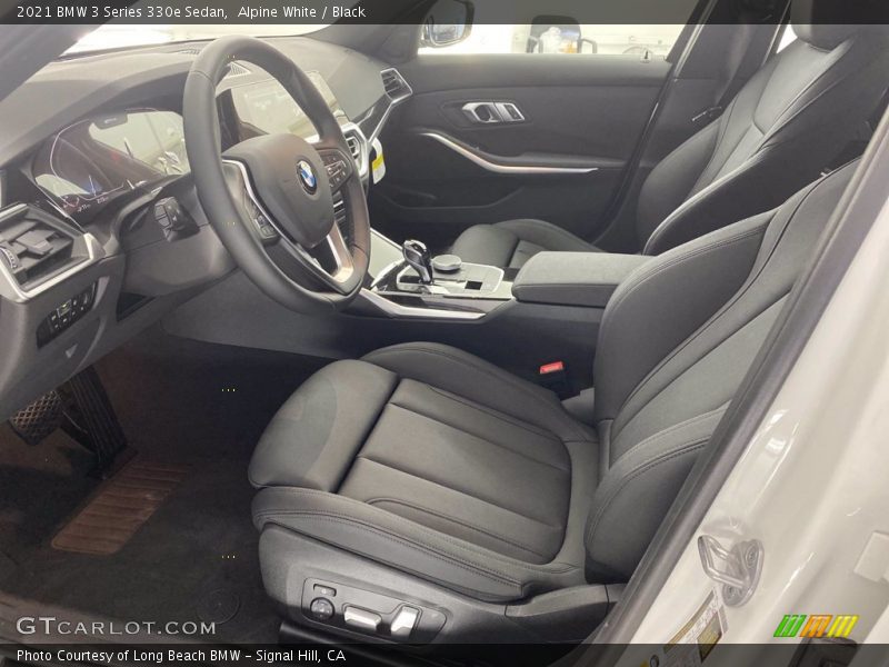 Alpine White / Black 2021 BMW 3 Series 330e Sedan