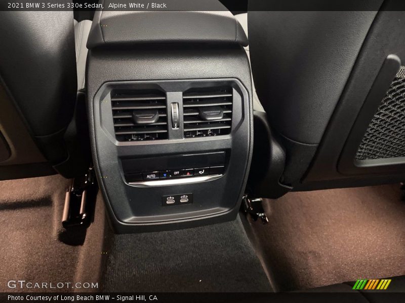 Alpine White / Black 2021 BMW 3 Series 330e Sedan