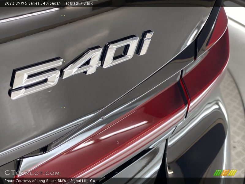 Jet Black / Black 2021 BMW 5 Series 540i Sedan