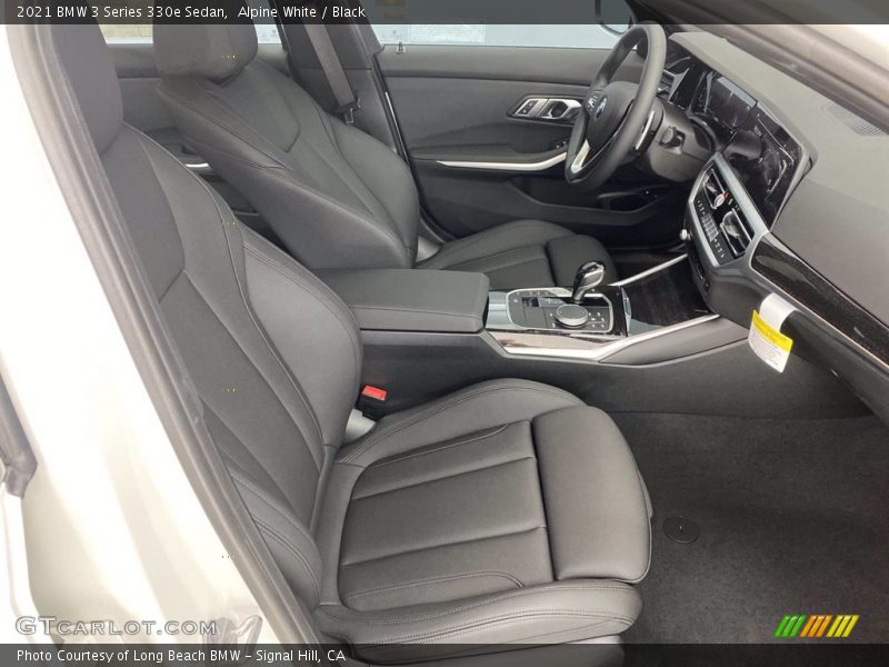 Alpine White / Black 2021 BMW 3 Series 330e Sedan