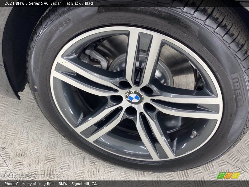 Jet Black / Black 2021 BMW 5 Series 540i Sedan