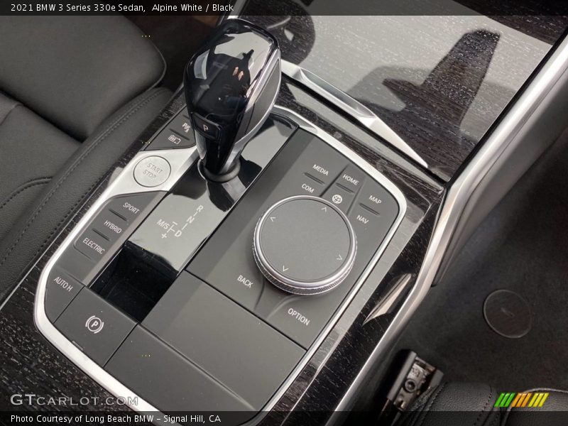 Alpine White / Black 2021 BMW 3 Series 330e Sedan