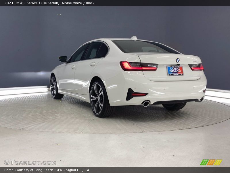 Alpine White / Black 2021 BMW 3 Series 330e Sedan