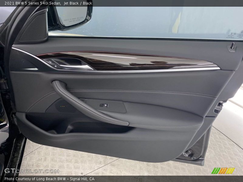 Jet Black / Black 2021 BMW 5 Series 540i Sedan