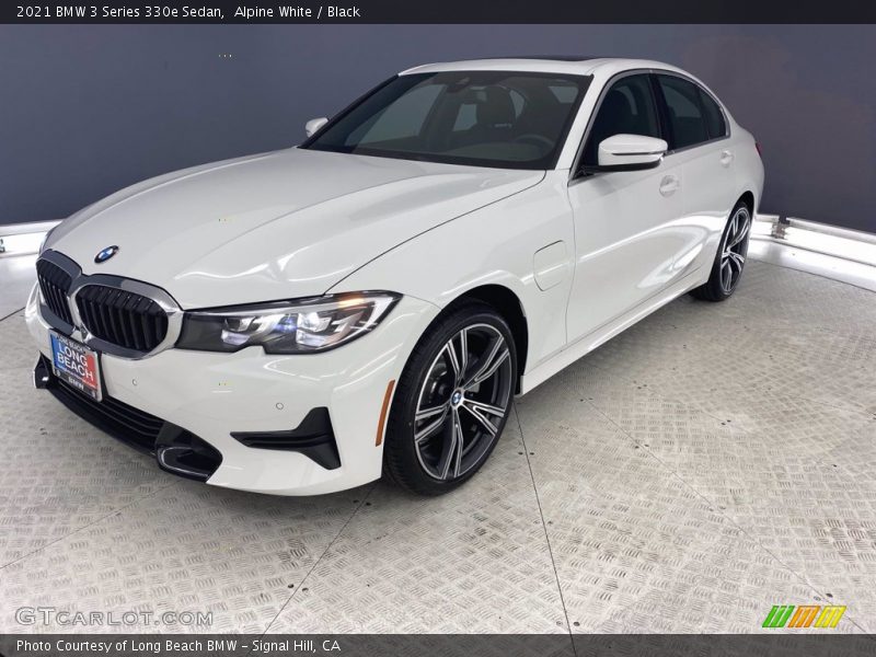 Alpine White / Black 2021 BMW 3 Series 330e Sedan