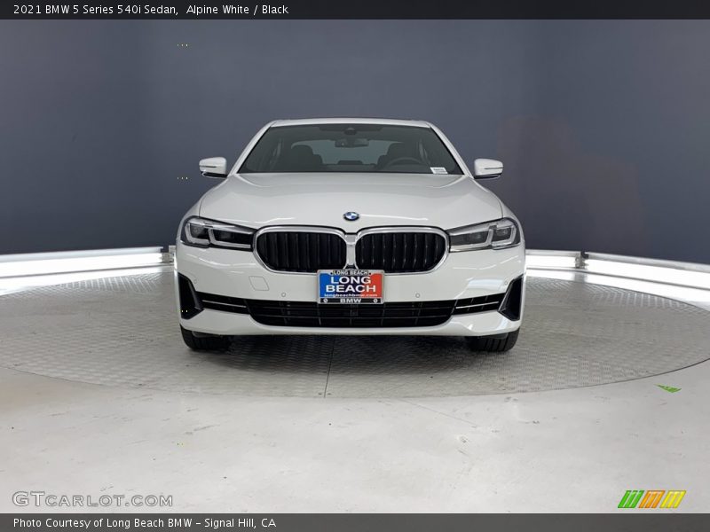Alpine White / Black 2021 BMW 5 Series 540i Sedan