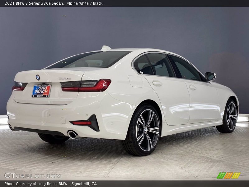 Alpine White / Black 2021 BMW 3 Series 330e Sedan