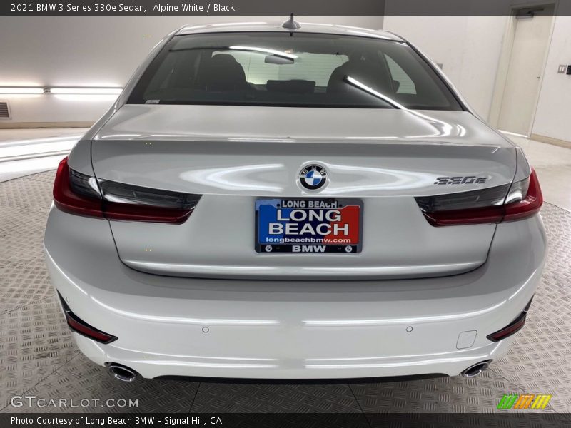Alpine White / Black 2021 BMW 3 Series 330e Sedan