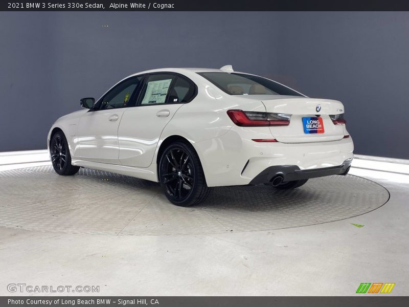 Alpine White / Cognac 2021 BMW 3 Series 330e Sedan