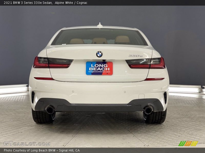 Alpine White / Cognac 2021 BMW 3 Series 330e Sedan