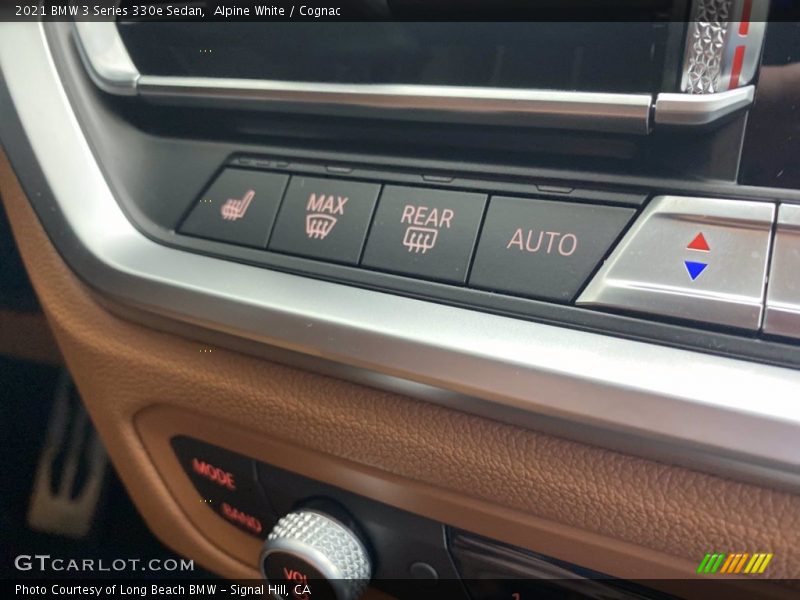 Alpine White / Cognac 2021 BMW 3 Series 330e Sedan