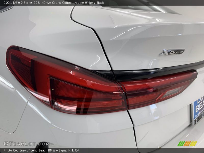 Alpine White / Black 2021 BMW 2 Series 228i xDrive Grand Coupe