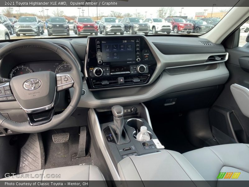 Opulent Amber / Graphite 2021 Toyota Highlander XLE AWD