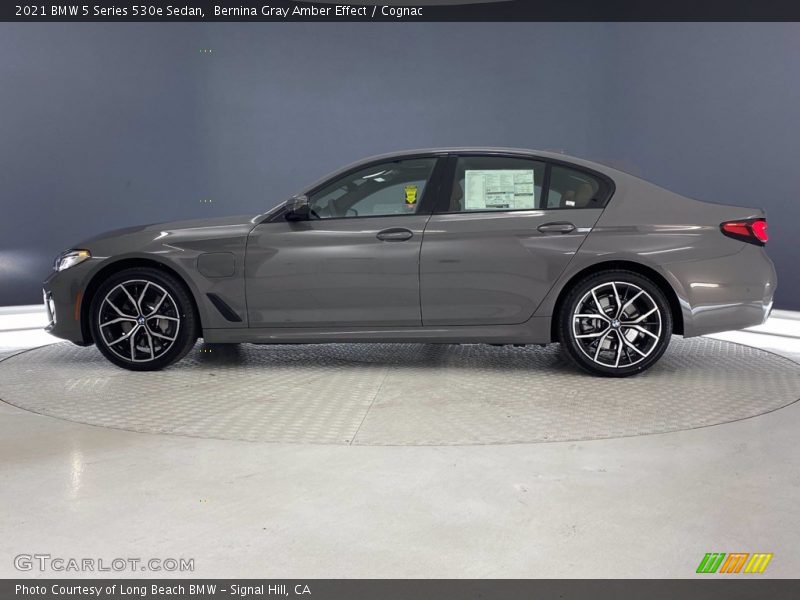 Bernina Gray Amber Effect / Cognac 2021 BMW 5 Series 530e Sedan