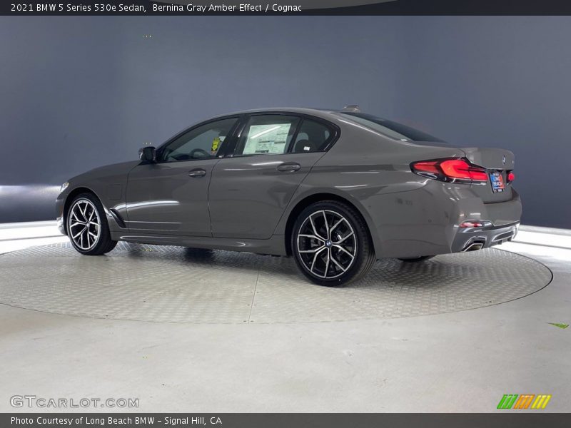 Bernina Gray Amber Effect / Cognac 2021 BMW 5 Series 530e Sedan