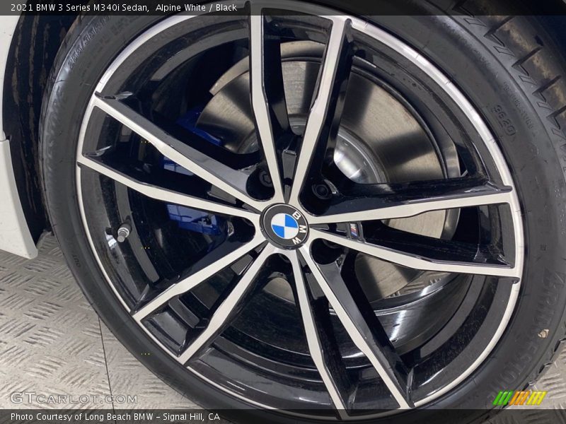Alpine White / Black 2021 BMW 3 Series M340i Sedan