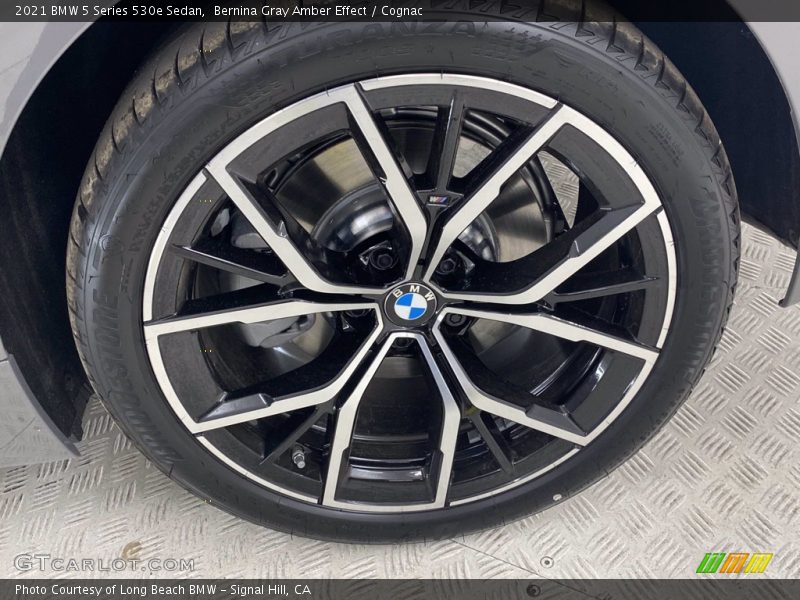 Bernina Gray Amber Effect / Cognac 2021 BMW 5 Series 530e Sedan