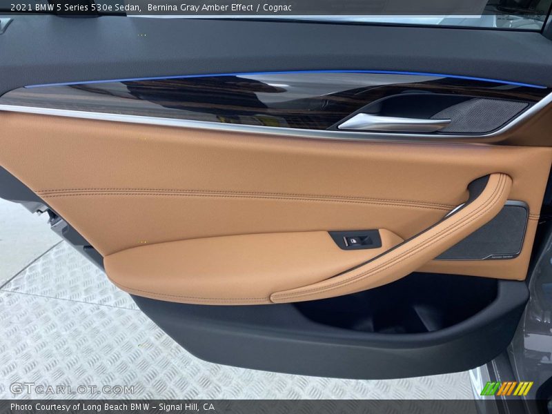 Bernina Gray Amber Effect / Cognac 2021 BMW 5 Series 530e Sedan
