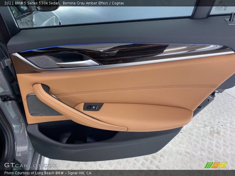Bernina Gray Amber Effect / Cognac 2021 BMW 5 Series 530e Sedan