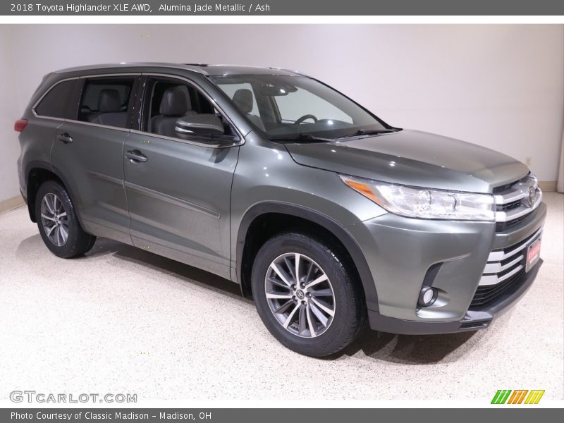 Alumina Jade Metallic / Ash 2018 Toyota Highlander XLE AWD