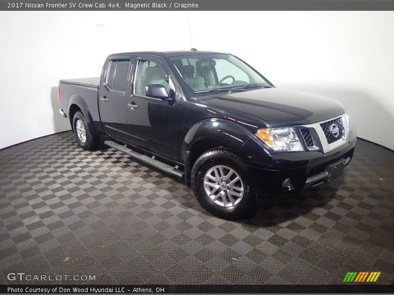 Magnetic Black / Graphite 2017 Nissan Frontier SV Crew Cab 4x4