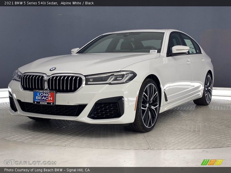 Alpine White / Black 2021 BMW 5 Series 540i Sedan