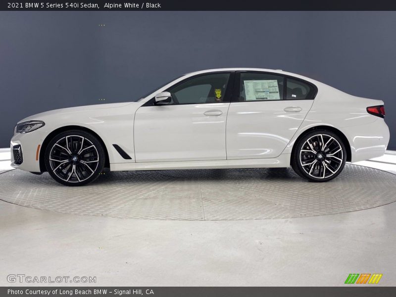 Alpine White / Black 2021 BMW 5 Series 540i Sedan