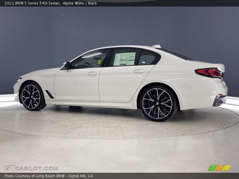Alpine White / Black 2021 BMW 5 Series 540i Sedan