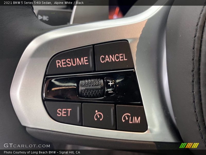 Alpine White / Black 2021 BMW 5 Series 540i Sedan