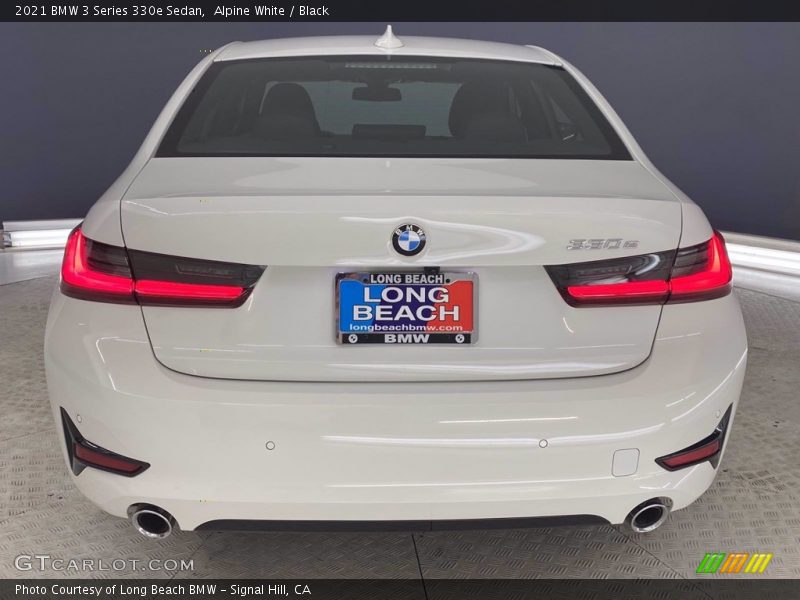 Alpine White / Black 2021 BMW 3 Series 330e Sedan
