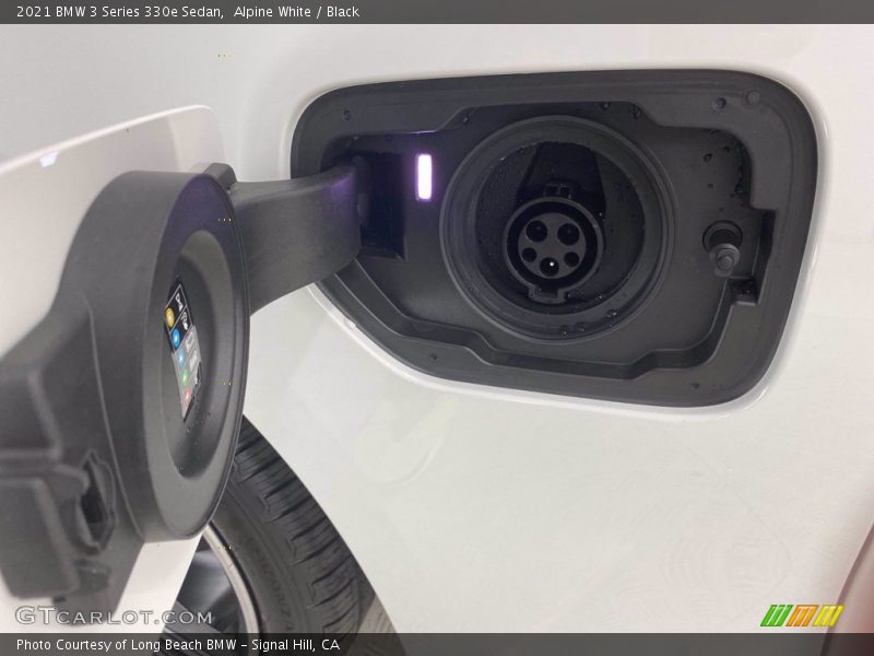 Alpine White / Black 2021 BMW 3 Series 330e Sedan