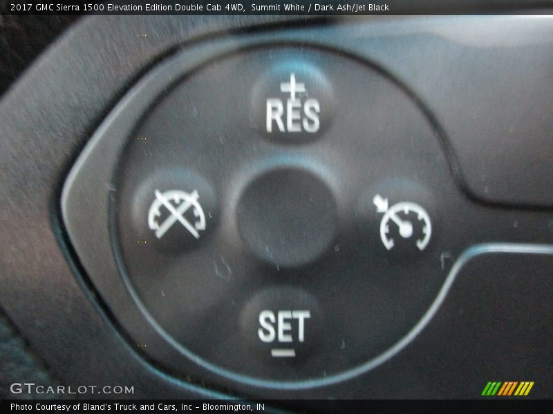 Summit White / Dark Ash/Jet Black 2017 GMC Sierra 1500 Elevation Edition Double Cab 4WD