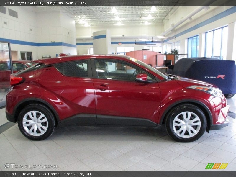 Ruby Flare Pearl / Black 2019 Toyota C-HR LE