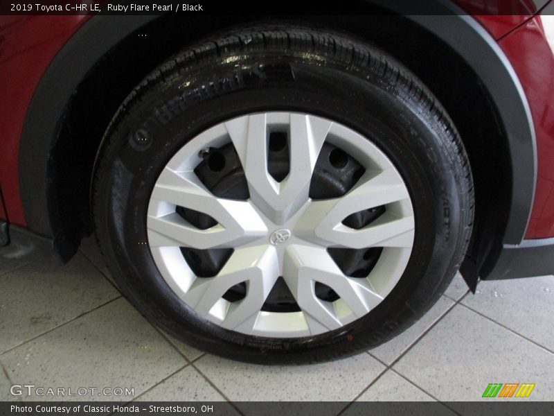 Ruby Flare Pearl / Black 2019 Toyota C-HR LE