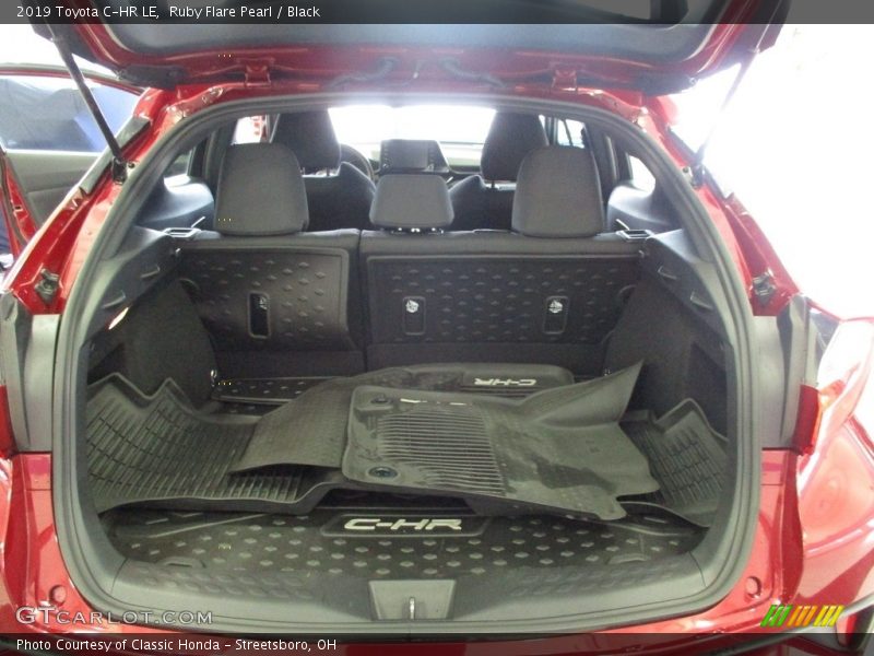 Ruby Flare Pearl / Black 2019 Toyota C-HR LE