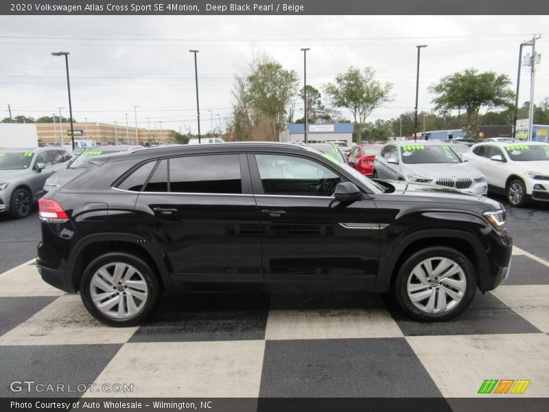 Deep Black Pearl / Beige 2020 Volkswagen Atlas Cross Sport SE 4Motion