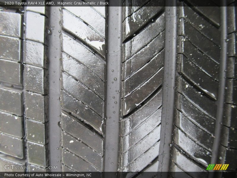 Magnetic Gray Metallic / Black 2020 Toyota RAV4 XLE AWD