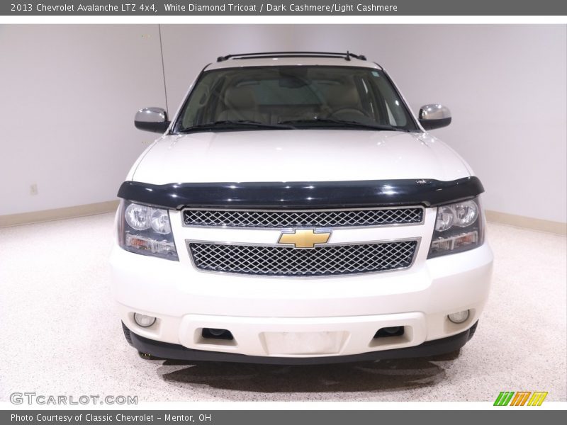 White Diamond Tricoat / Dark Cashmere/Light Cashmere 2013 Chevrolet Avalanche LTZ 4x4
