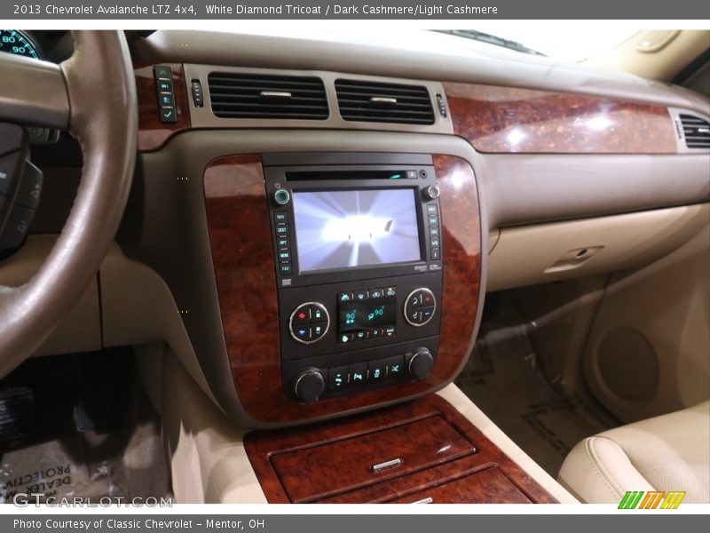 White Diamond Tricoat / Dark Cashmere/Light Cashmere 2013 Chevrolet Avalanche LTZ 4x4