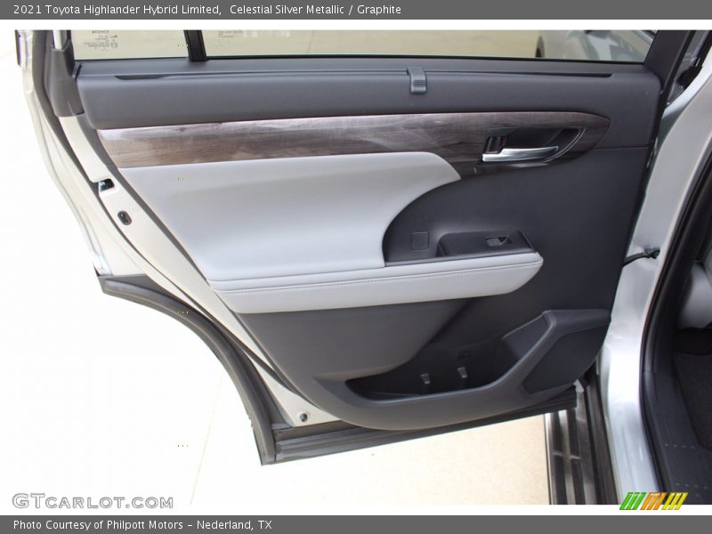 Celestial Silver Metallic / Graphite 2021 Toyota Highlander Hybrid Limited