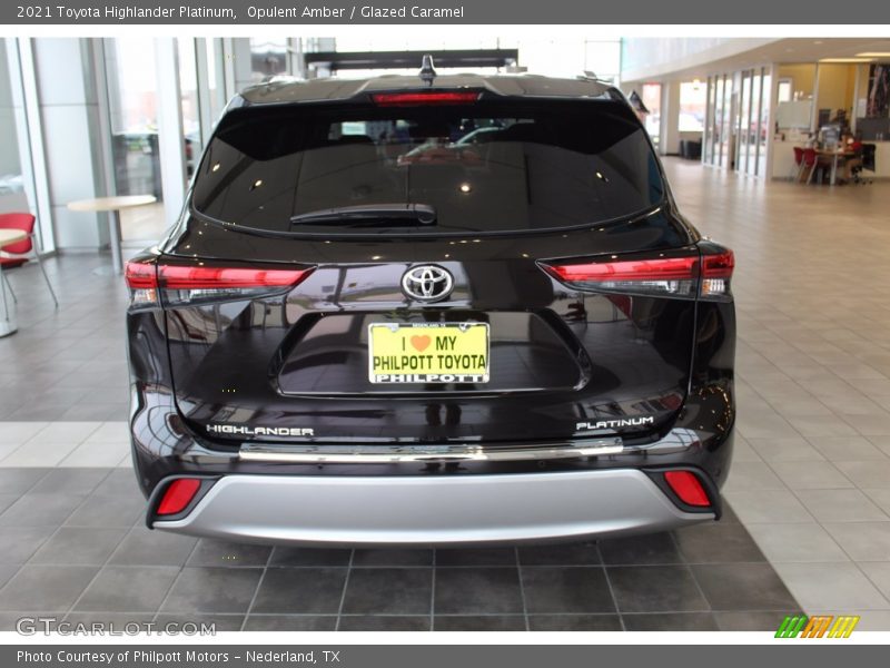 Opulent Amber / Glazed Caramel 2021 Toyota Highlander Platinum