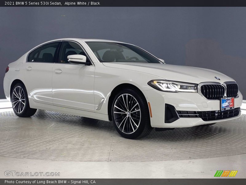 Alpine White / Black 2021 BMW 5 Series 530i Sedan