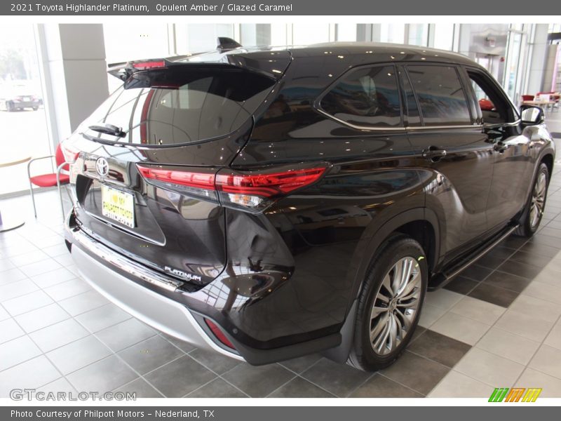 Opulent Amber / Glazed Caramel 2021 Toyota Highlander Platinum