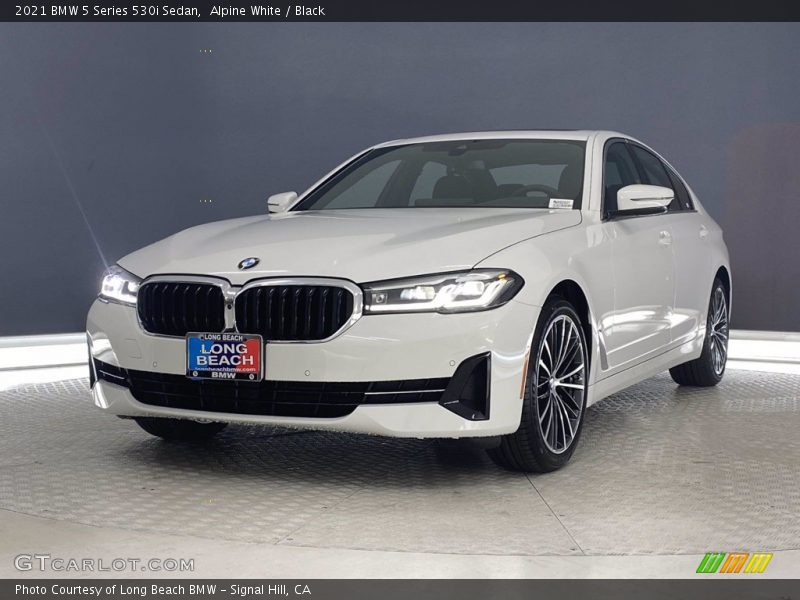 Alpine White / Black 2021 BMW 5 Series 530i Sedan