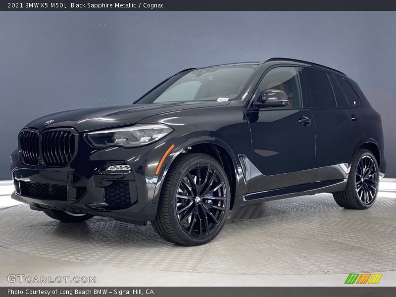 Front 3/4 View of 2021 X5 M50i