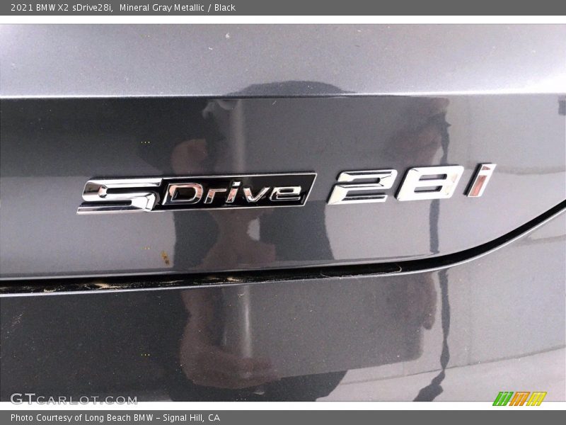 Mineral Gray Metallic / Black 2021 BMW X2 sDrive28i