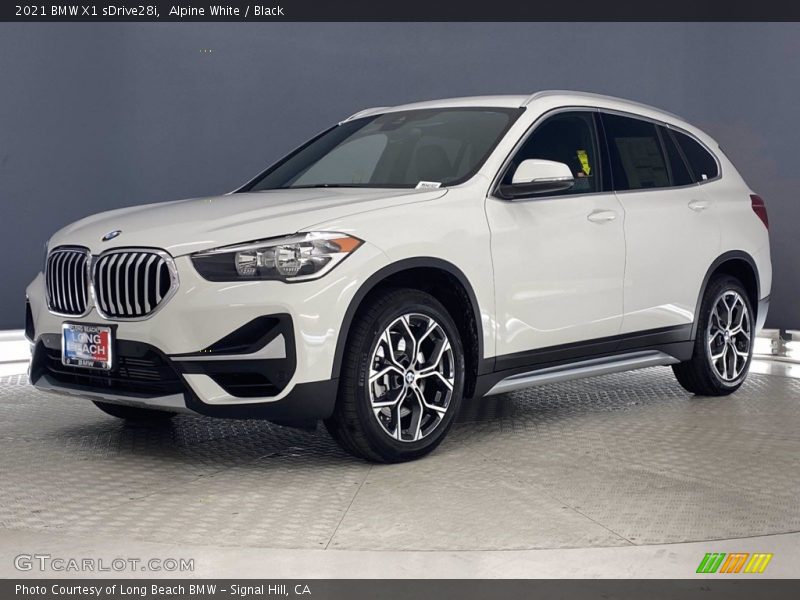 Alpine White / Black 2021 BMW X1 sDrive28i