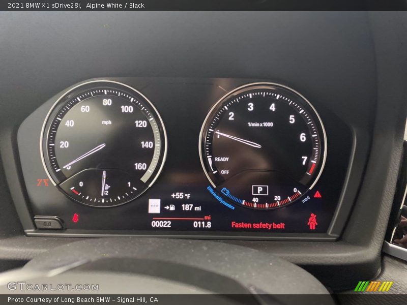 Alpine White / Black 2021 BMW X1 sDrive28i