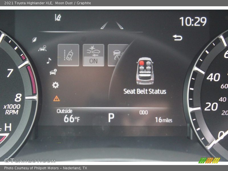 Moon Dust / Graphite 2021 Toyota Highlander XLE